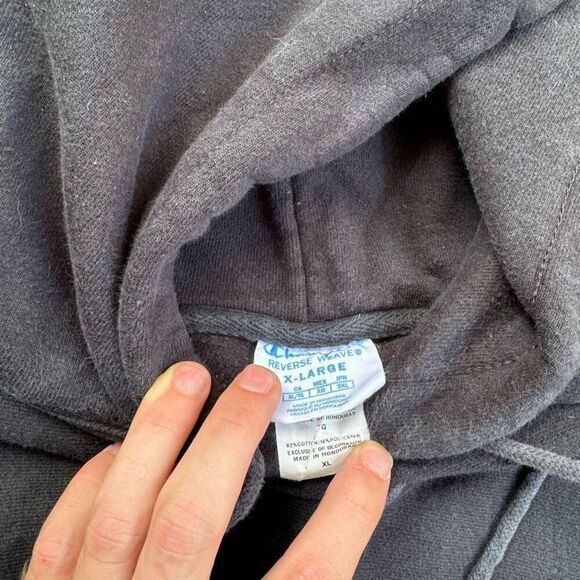 Champion Reverse Weave Classic Logo Y2K Hoodie - Picture 2 of 4